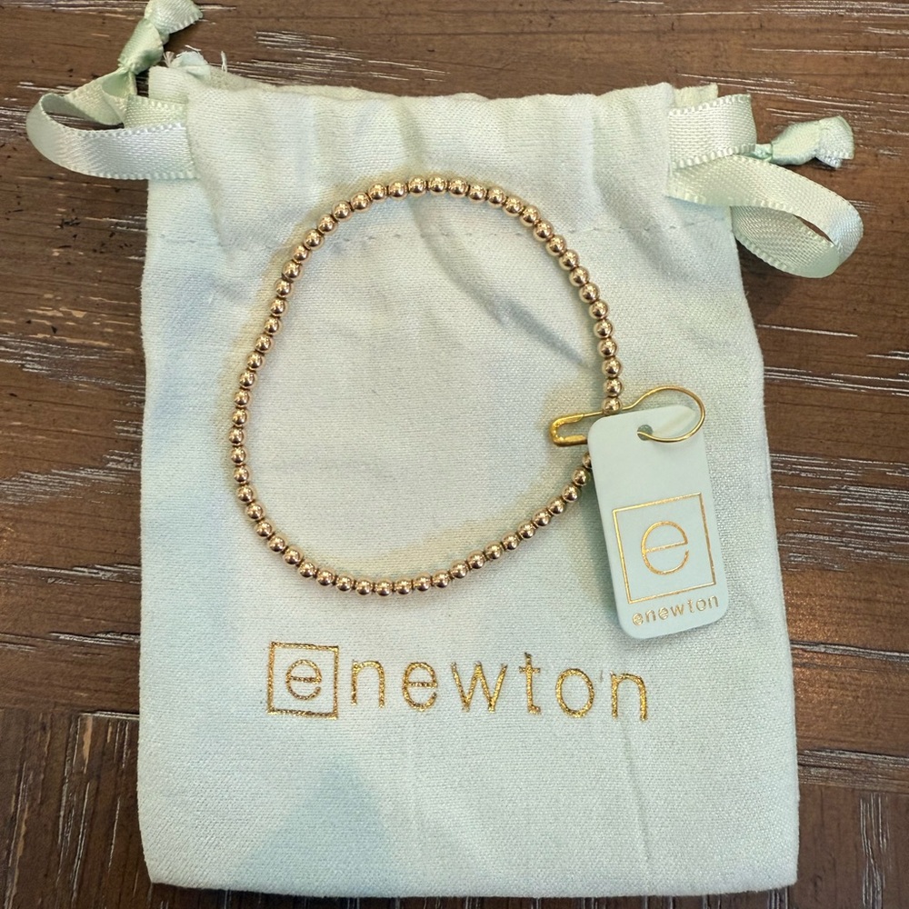E Newton Bracelet. Standard Size 6.25”
